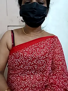 Snapshot of Rithya27 chatting on March 11, 6:25 pm Rithya27 online show from March 11, 6:25 pm