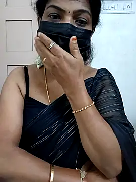 Snapshot of Rithya27 chatting on March 13, 6:25 pm Rithya27 online show from March 13, 6:25 pm