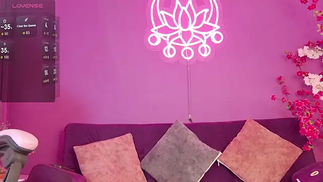 Maylu Fox online show from October 20, 12:27 pm