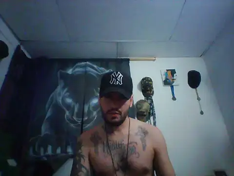 Snapshot of vegato_21 chatting on April 9, 4:23 am vegato 21 online show from April 9, 4:23 am