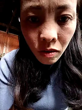 Snapshot of Sinejdk3 chatting on October 1, 9:48 am Sinejdk3 online show from October 1, 9:48 am