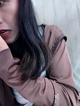 Snapshot of Sinejdk3 chatting on October 6, 2:47 pm Sinejdk3 online show from October 6, 2:47 pm