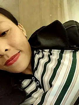 Snapshot of Sinejdk3 chatting on October 28, 1:25 pm Sinejdk3 online show from October 28, 1:25 pm