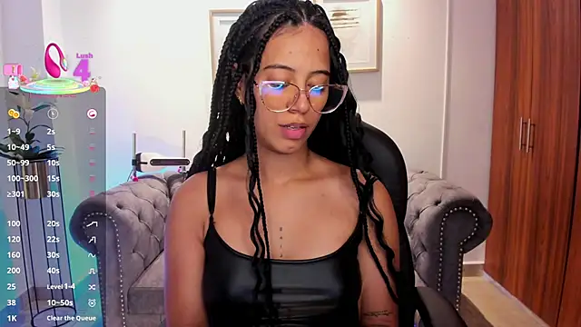 Snapshot of raven_stonee chatting on October 31, 3:07 am raven stonee online show from October 31, 3:07 am