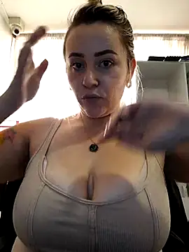 CurvyLust x online show from October 10, 3:44 pm