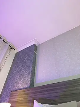 MiilaBlake online show from December 5, 8:16 pm