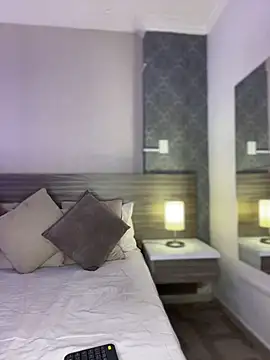 Snapshot of MiilaBlake chatting on March 21, 8:12 pm MiilaBlake online show from March 21, 8:12 pm