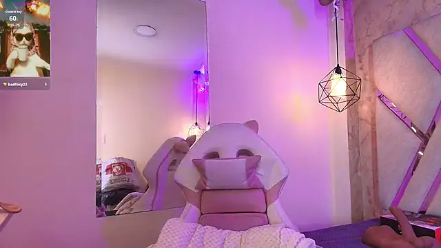 Lilith curvy online show from December 13, 7:53 pm