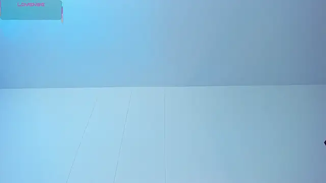 Snapshot of ShaunaDream chatting on March 7, 4:42 am ShaunaDream online show from March 7, 4:42 am