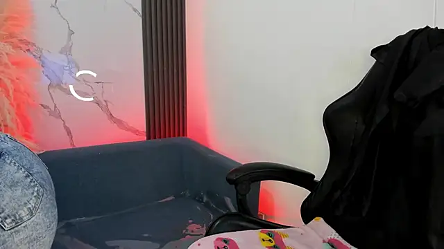 Snapshot of ShaunaDream chatting on March 15, 5:46 am ShaunaDream online show from March 15, 5:46 am