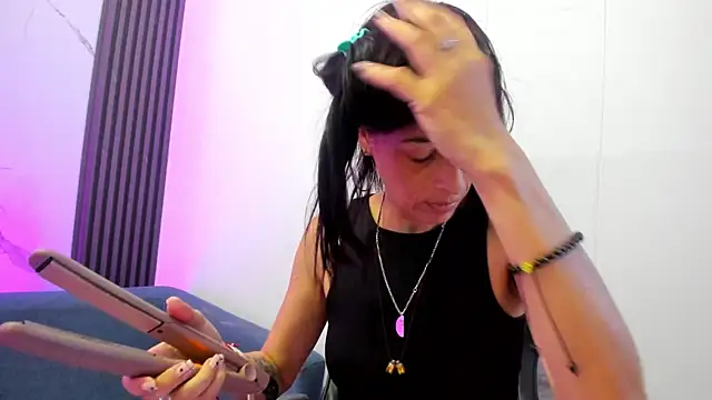 Snapshot of ShaunaDream chatting on March 28, 12:16 pm ShaunaDream online show from March 28, 12:16 pm