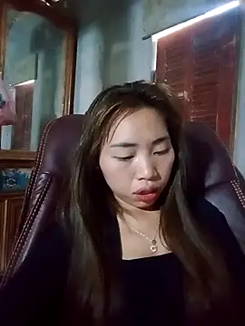 Snapshot of sulove_xx chatting on April 6, 11:16 pm sulove xx online show from April 6, 11:16 pm