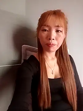 Snapshot of sulove_xx chatting on April 15, 4:52 am sulove xx online show from April 15, 4:52 am
