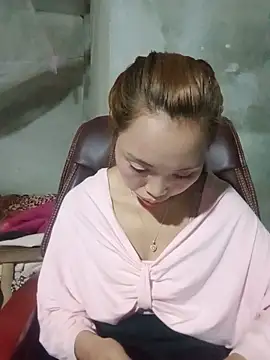 Snapshot of sulove_xx chatting on June 12, 3:27 am sulove xx online show from June 12, 3:27 am