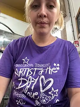 ayebran online show from November 29, 3:26 pm