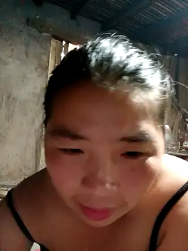 Snapshot of quynhkoolbae chatting on September 11, 11:49 pm quynhkoolbae online show from September 11, 11:49 pm