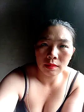 Snapshot of quynhkoolbae chatting on September 30, 12:59 am quynhkoolbae online show from September 30, 12:59 am