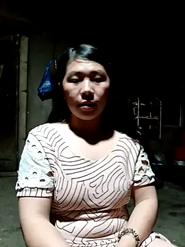 Snapshot of quynhkoolbae chatting on October 10, 1:10 pm quynhkoolbae online show from October 10, 1:10 pm