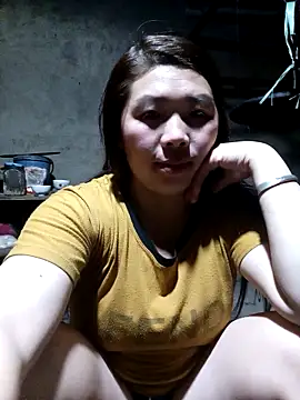 Snapshot of quynhkoolbae chatting on November 9, 12:36 pm quynhkoolbae online show from November 9, 12:36 pm