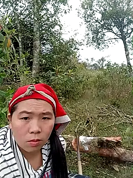 Snapshot of quynhkoolbae chatting on November 22, 2:21 am quynhkoolbae online show from November 22, 2:21 am