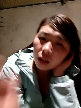 Snapshot of quynhkoolbae chatting on November 26, 1:01 pm quynhkoolbae online show from November 26, 1:01 pm