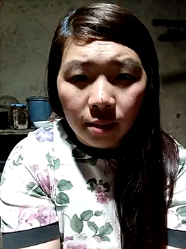 Snapshot of quynhkoolbae chatting on December 4, 12:09 am quynhkoolbae online show from December 4, 12:09 am