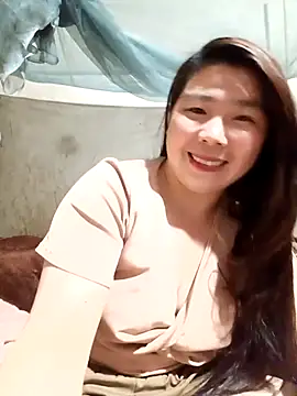 Snapshot of quynhkoolbae chatting on February 12, 1:22 am quynhkoolbae online show from February 12, 1:22 am