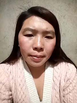 Snapshot of quynhkoolbae chatting on February 16, 12:45 pm quynhkoolbae online show from February 16, 12:45 pm