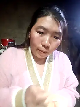 Snapshot of quynhkoolbae chatting on February 18, 1:51 pm quynhkoolbae online show from February 18, 1:51 pm