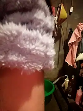 Snapshot of quynhkoolbae chatting on February 25, 1:59 am quynhkoolbae online show from February 25, 1:59 am