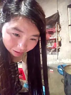 Snapshot of quynhkoolbae chatting on March 3, 1:06 pm quynhkoolbae online show from March 3, 1:06 pm