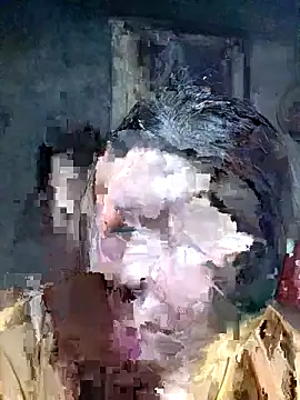 Snapshot of quynhkoolbae chatting on March 5, 1:18 pm quynhkoolbae online show from March 5, 1:18 pm