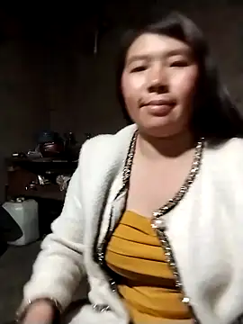 Snapshot of quynhkoolbae chatting on March 7, 1:30 pm quynhkoolbae online show from March 7, 1:30 pm