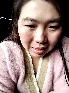 Snapshot of quynhkoolbae chatting on March 19, 1:31 am quynhkoolbae online show from March 19, 1:31 am