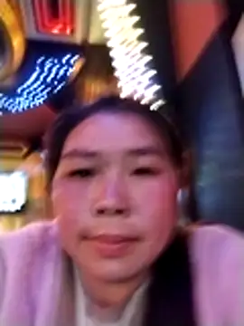 Snapshot of quynhkoolbae chatting on March 20, 2:11 pm quynhkoolbae online show from March 20, 2:11 pm