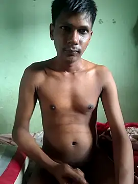Snapshot of akshant1234 chatting on April 29, 3:21 am akshant1234 online show from April 29, 3:21 am