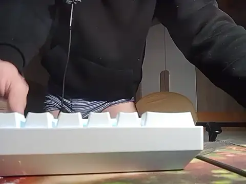 ziolsonek online show from December 13, 8:58 pm