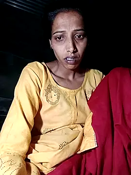 Snapshot of Pinki_thakur_1 chatting on April 2, 8:39 pm Pinki thakur 1 online show from April 2, 8:39 pm
