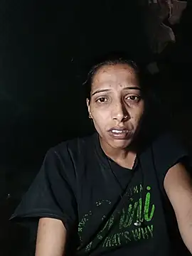 Snapshot of Pinki_thakur_1 chatting on June 9, 6:52 pm Pinki thakur 1 online show from June 9, 6:52 pm