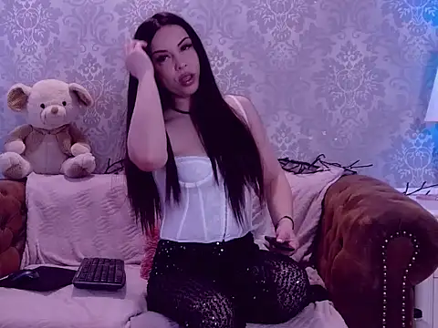 Ella Raven online show from March 16, 6:17 am