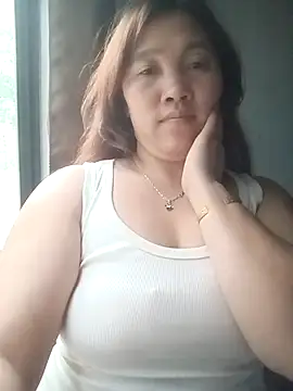 miumiu 00 online show from November 22, 9:30 am