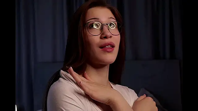 KarisaKusner online show from October 29, 12:13 am