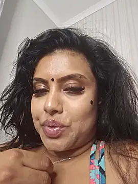 Indian GlowingMiax online show from October 29, 6:20 pm