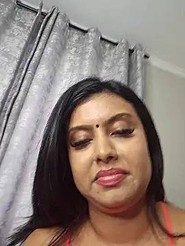 Indian GlowingMiax online show from November 24, 7:41 am