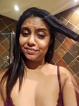 Indian GlowingMiax online show from January 16, 7:29 pm