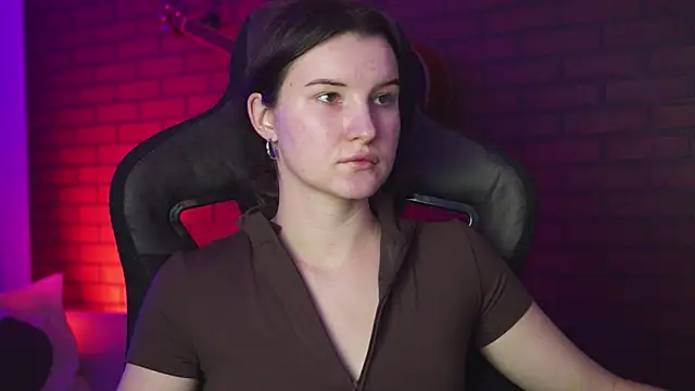 AgataWillis online show from October 11, 4:33 am