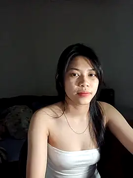 Snapshot of Katanh chatting on April 7, 1:00 pm Katanh online show from April 7, 1:00 pm