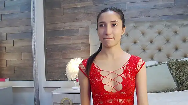 CarolinaBlair online show from October 31, 6:47 am