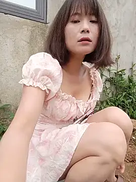 linda bae00 online show from May 23, 12:05 am