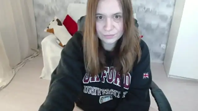 Snapshot of AdelinaLawson chatting on February 22, 8:35 am AdelinaLawson online show from February 22, 8:35 am